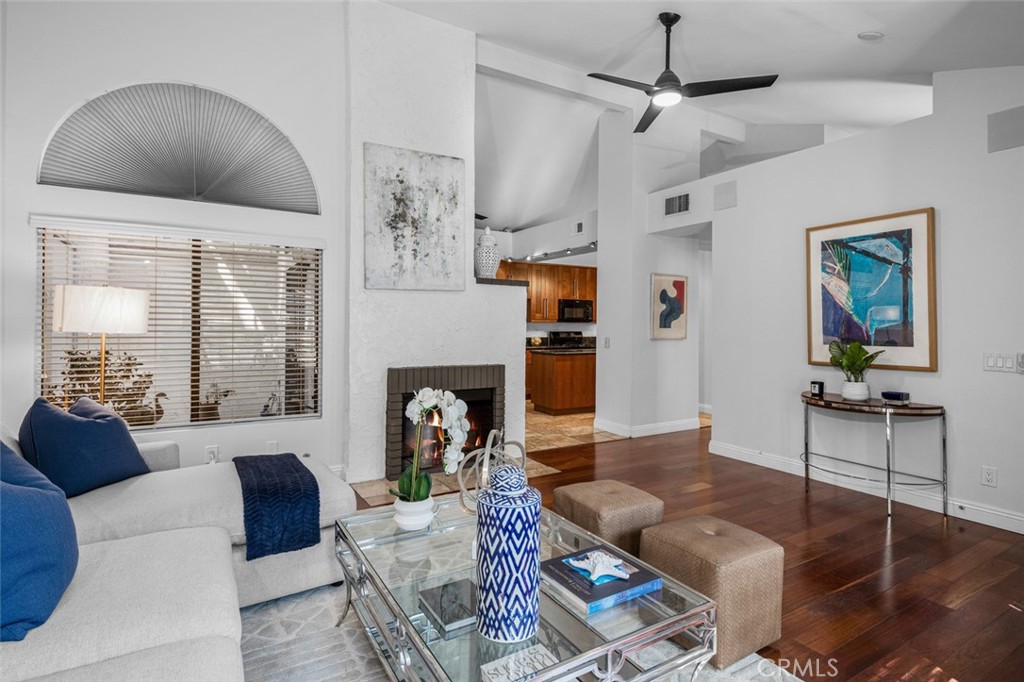 27526 Via La Carta 10