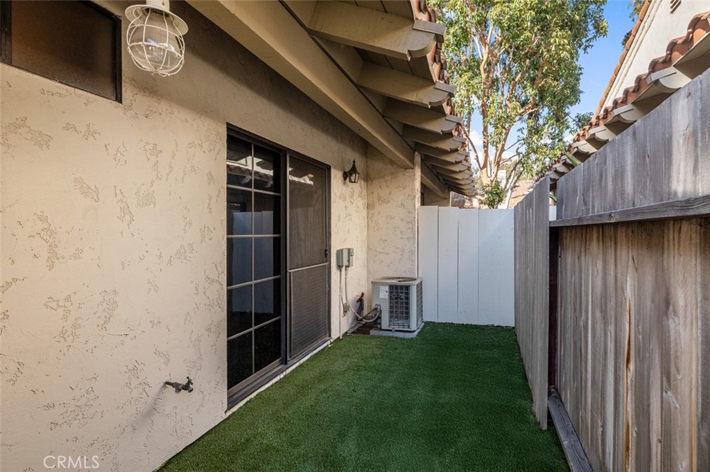 27526 Via La Carta 10