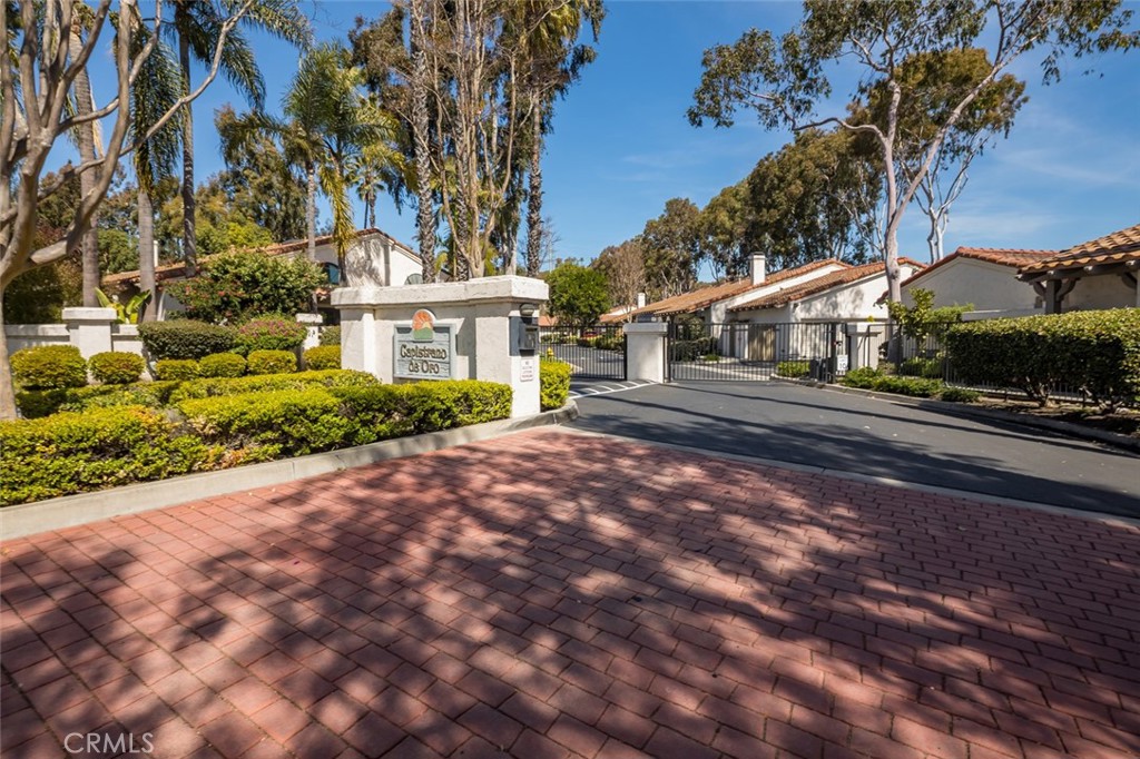 27526 Via La Carta 10