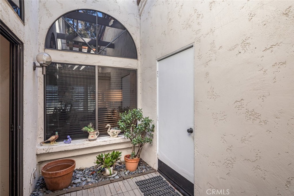 27526 Via La Carta 10