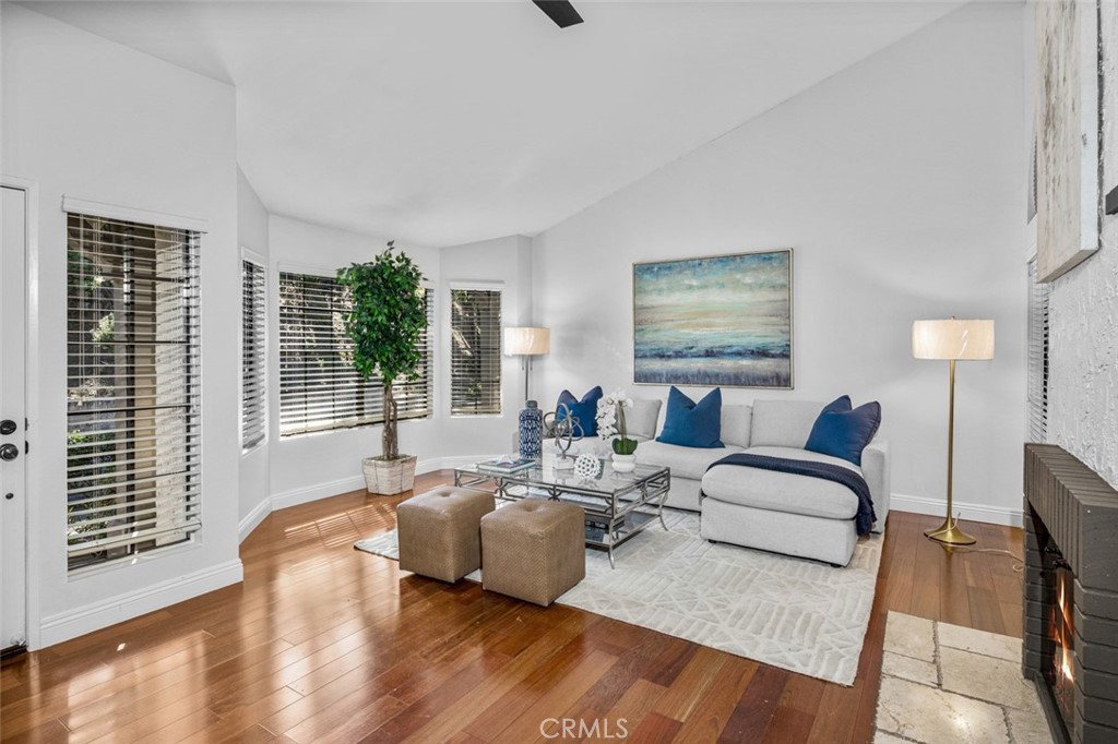 27526 Via La Carta 10