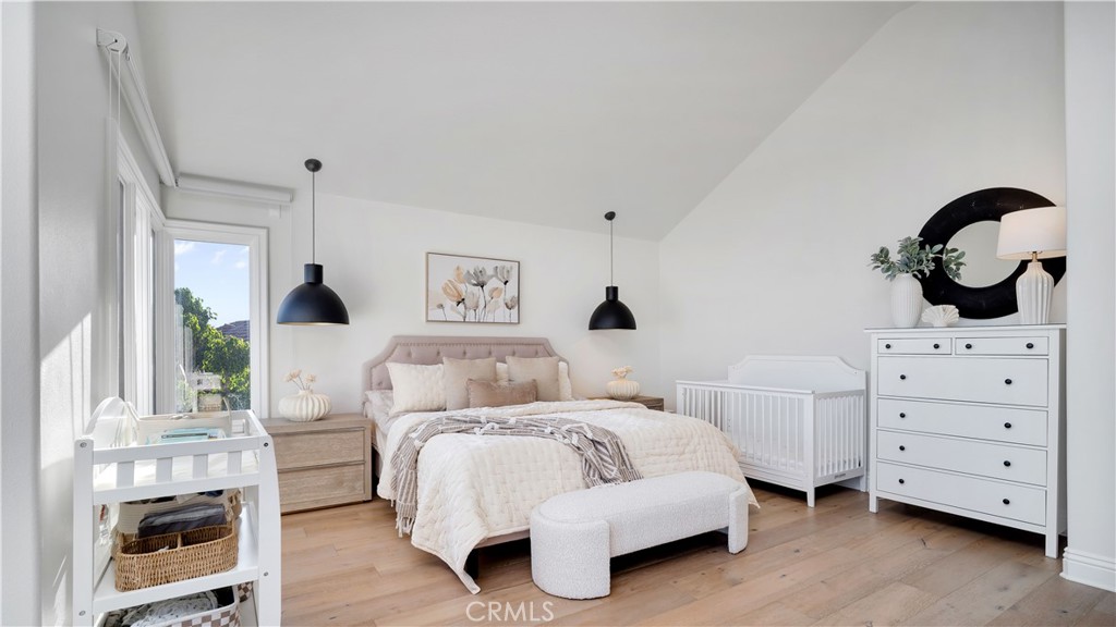 4855 Green Crest Drive