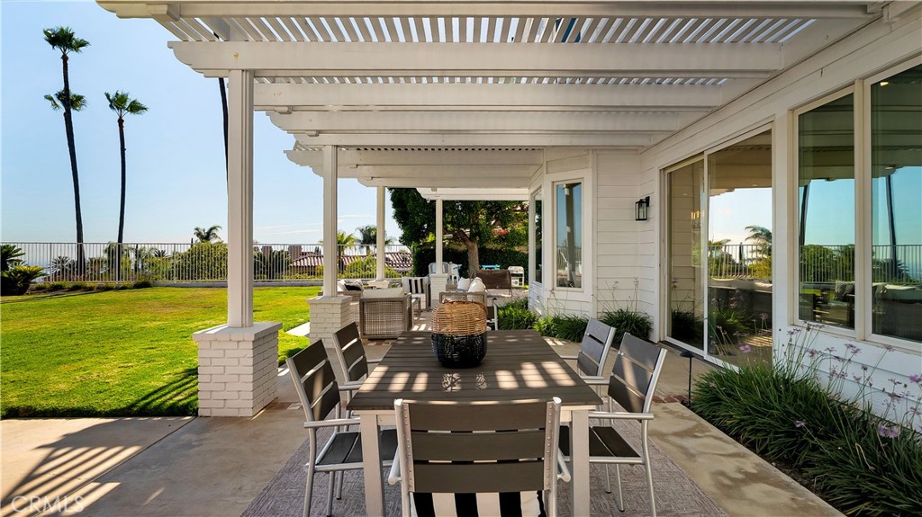 4855 Green Crest Drive