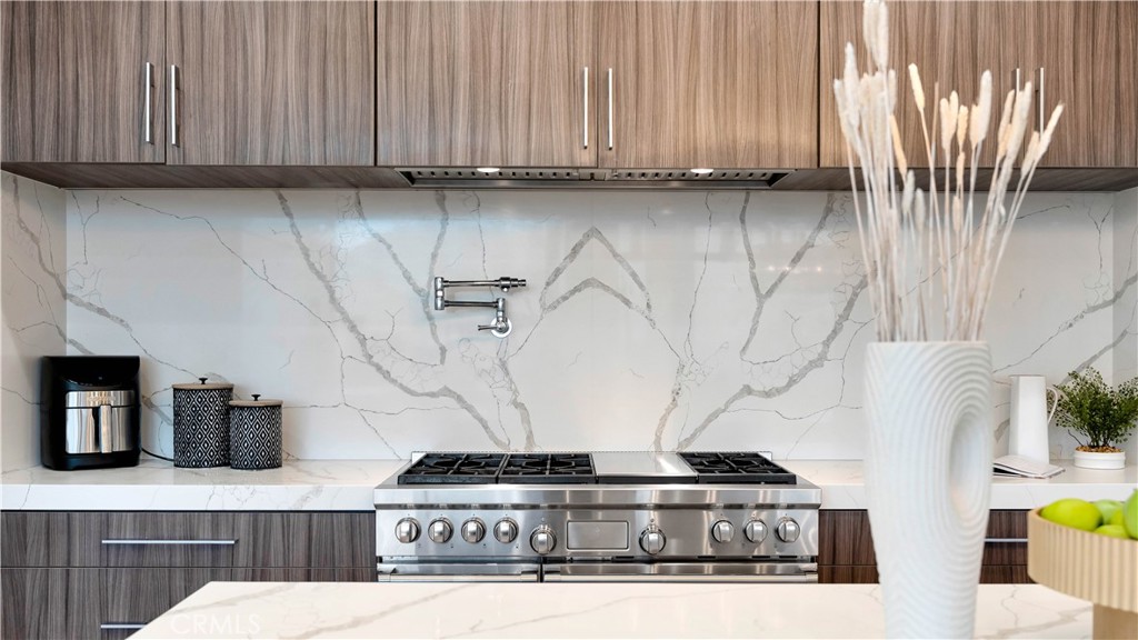 4855 Green Crest Drive