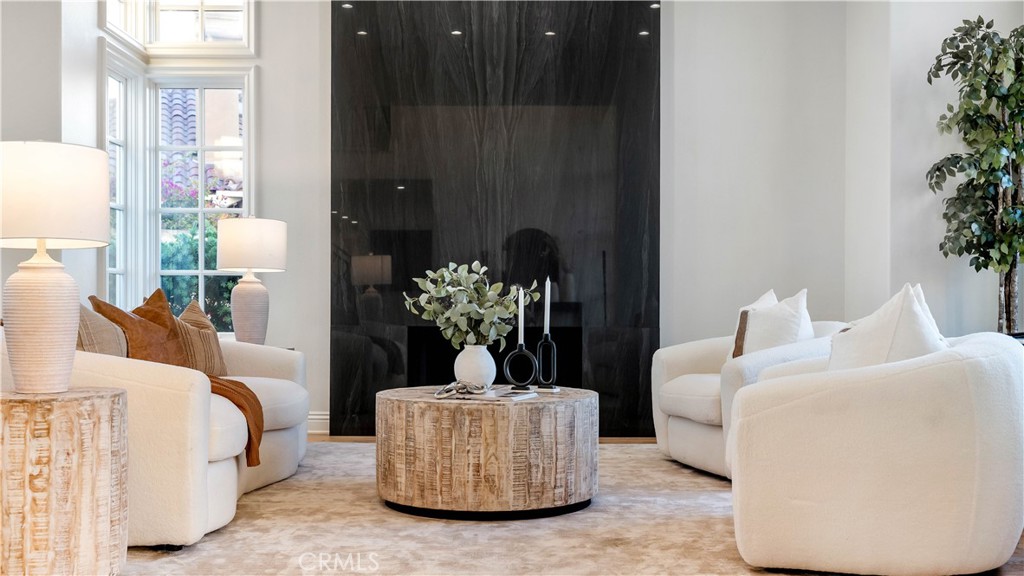 4855 Green Crest Drive