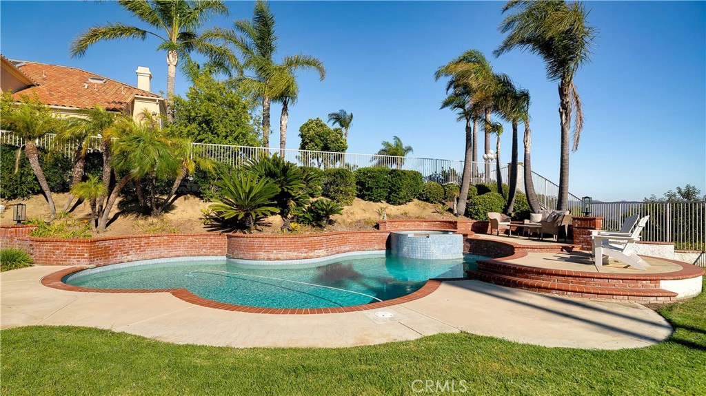 4855 Green Crest Drive