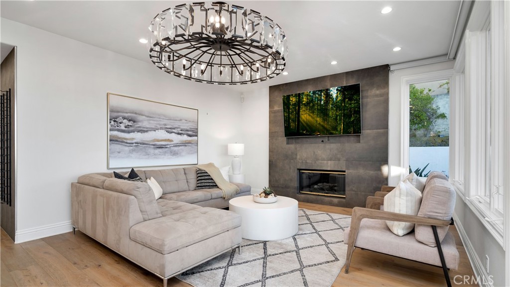 4855 Green Crest Drive