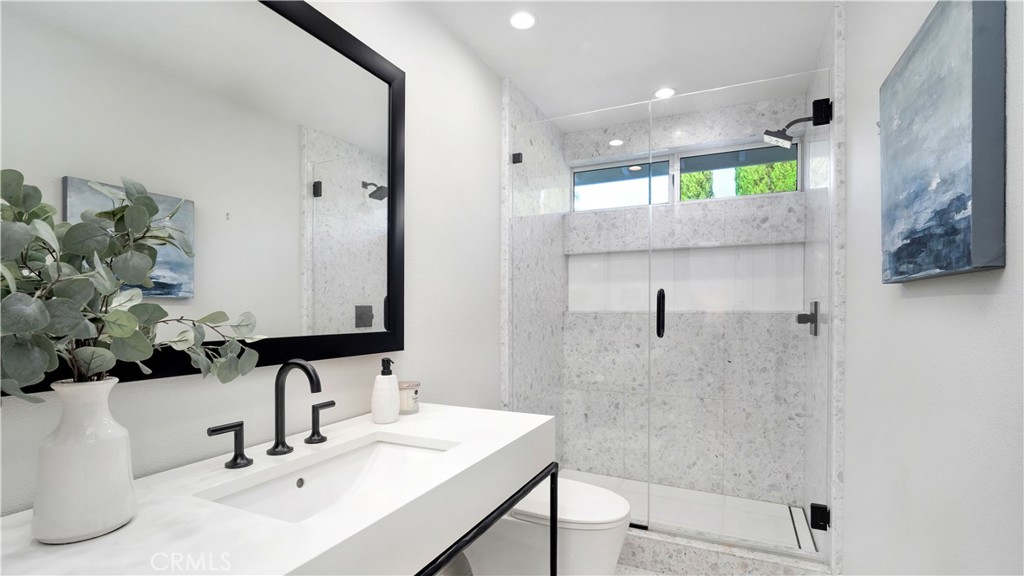 4855 Green Crest Drive