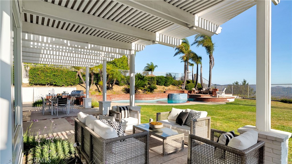 4855 Green Crest Drive