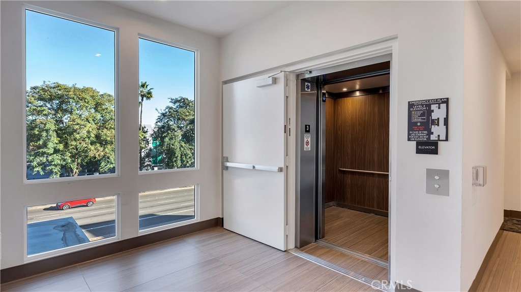 1130 S Urbana