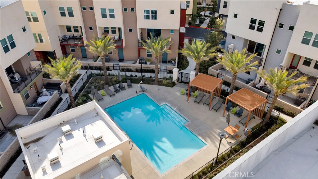 1669 W Lincoln Avenue 102