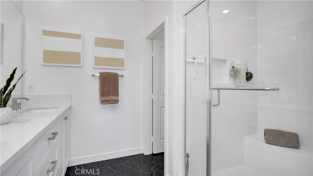 1669 W Lincoln Avenue 102