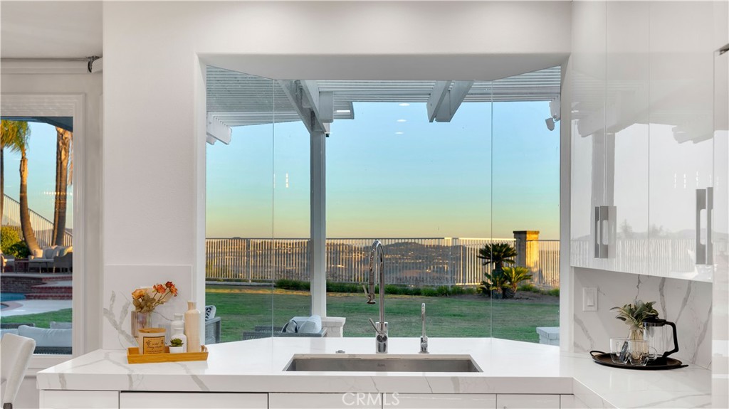 4855 Green Crest Drive