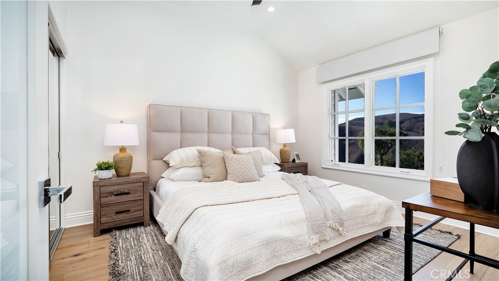 4855 Green Crest Drive