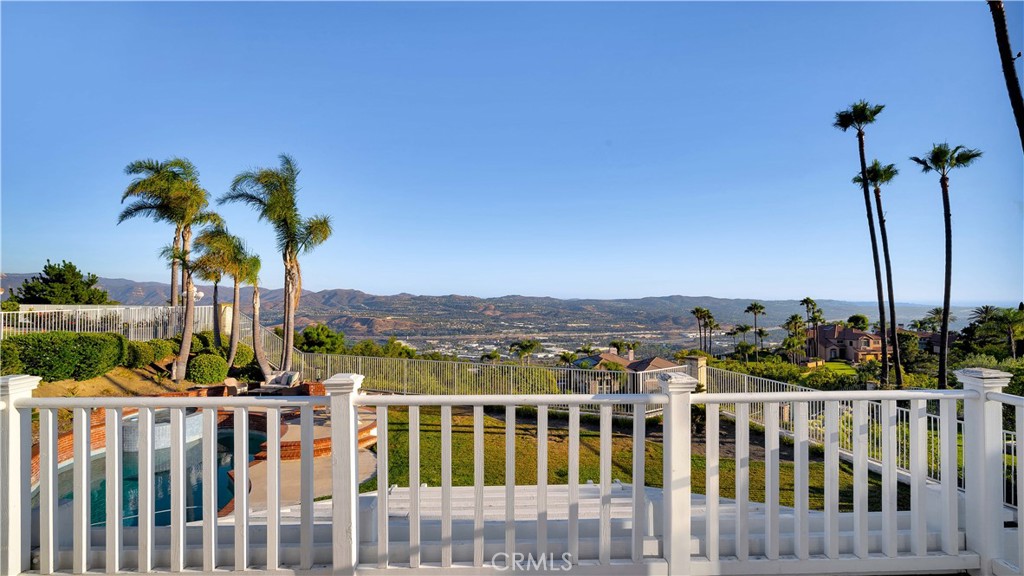 4855 Green Crest Drive