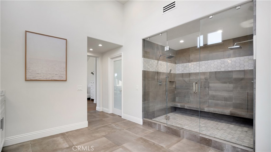 4855 Green Crest Drive