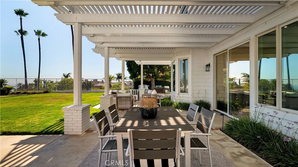 4855 Green Crest Drive