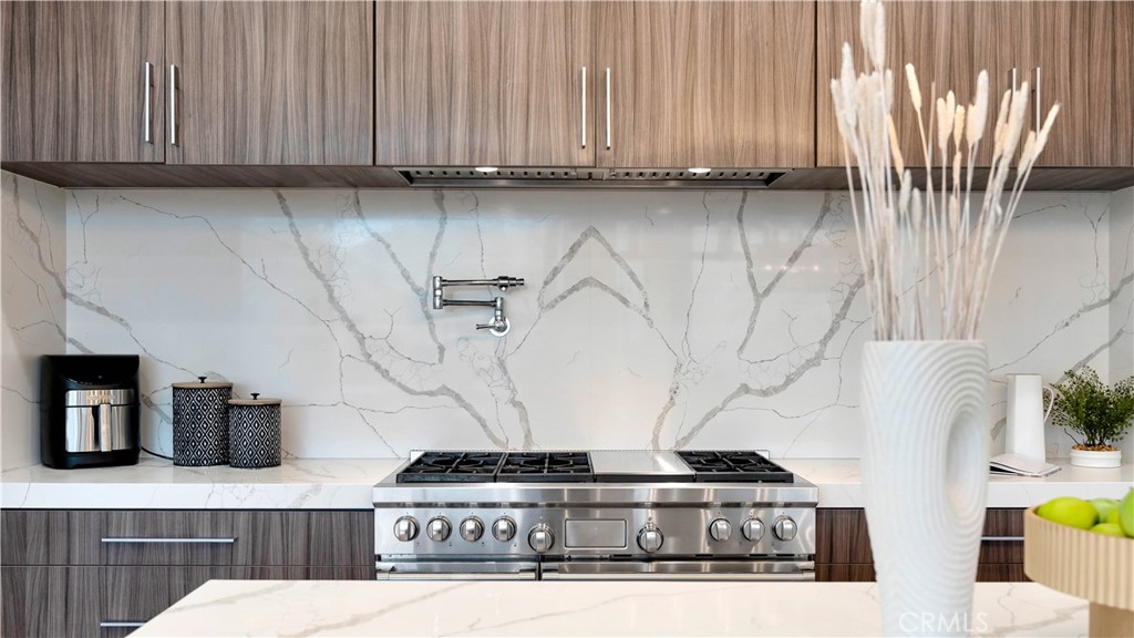 4855 Green Crest Drive