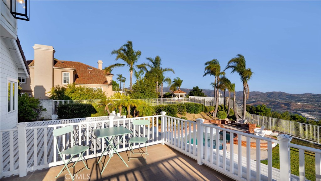 4855 Green Crest Drive