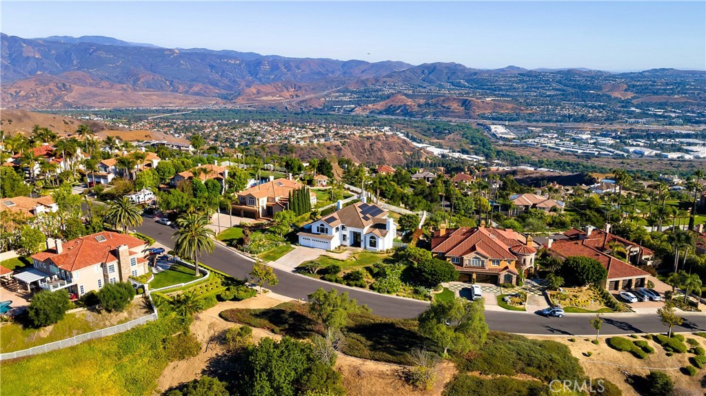 4855 Green Crest Drive