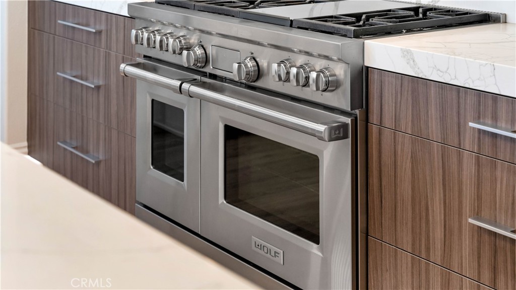 4855 Green Crest Drive