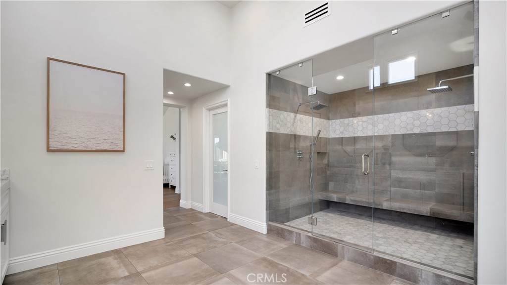 4855 Green Crest Drive