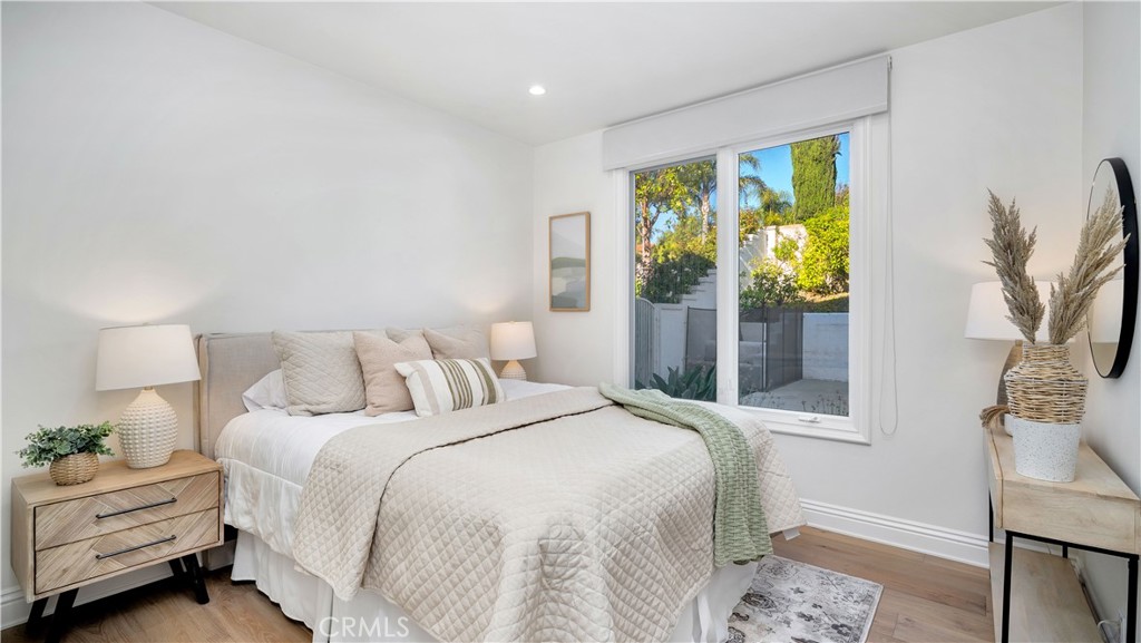 4855 Green Crest Drive