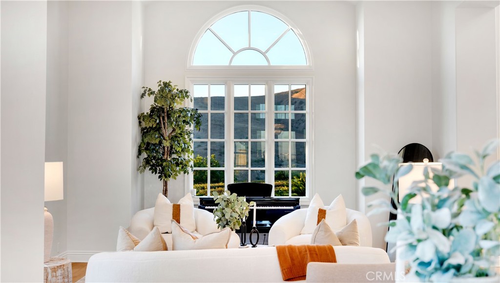 4855 Green Crest Drive