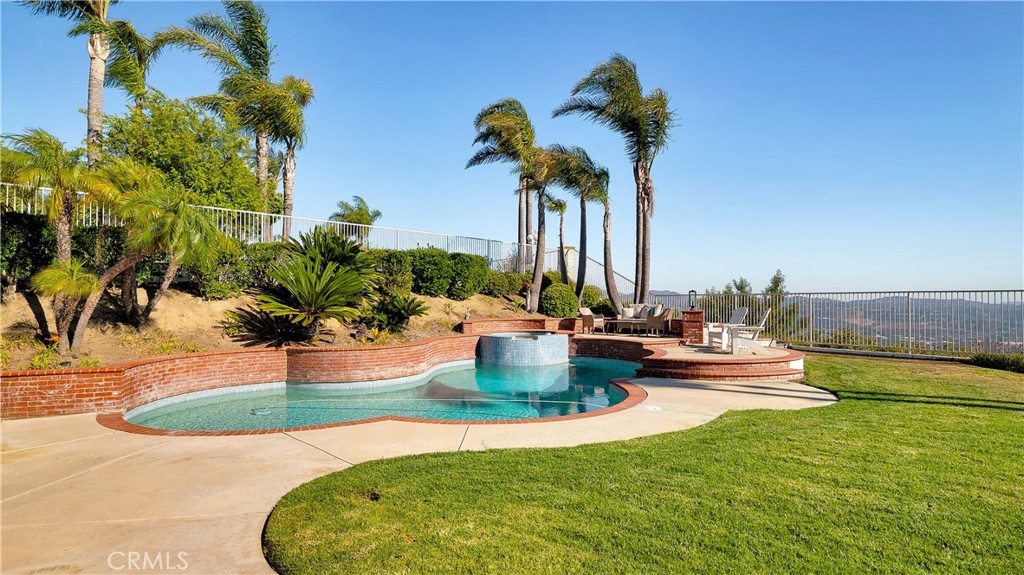 4855 Green Crest Drive