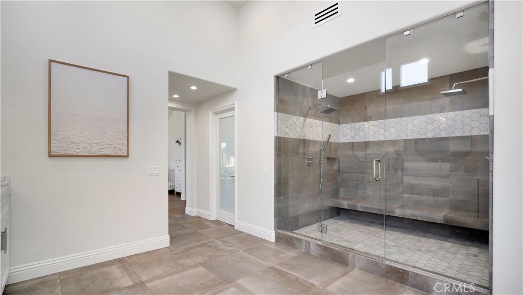 4855 Green Crest Drive