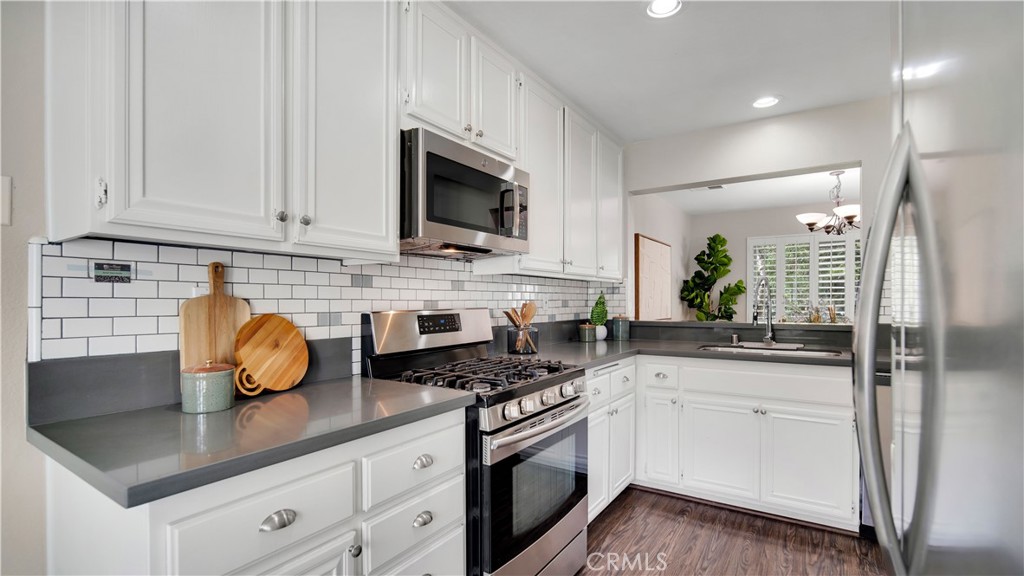 158 N Singingwood 2