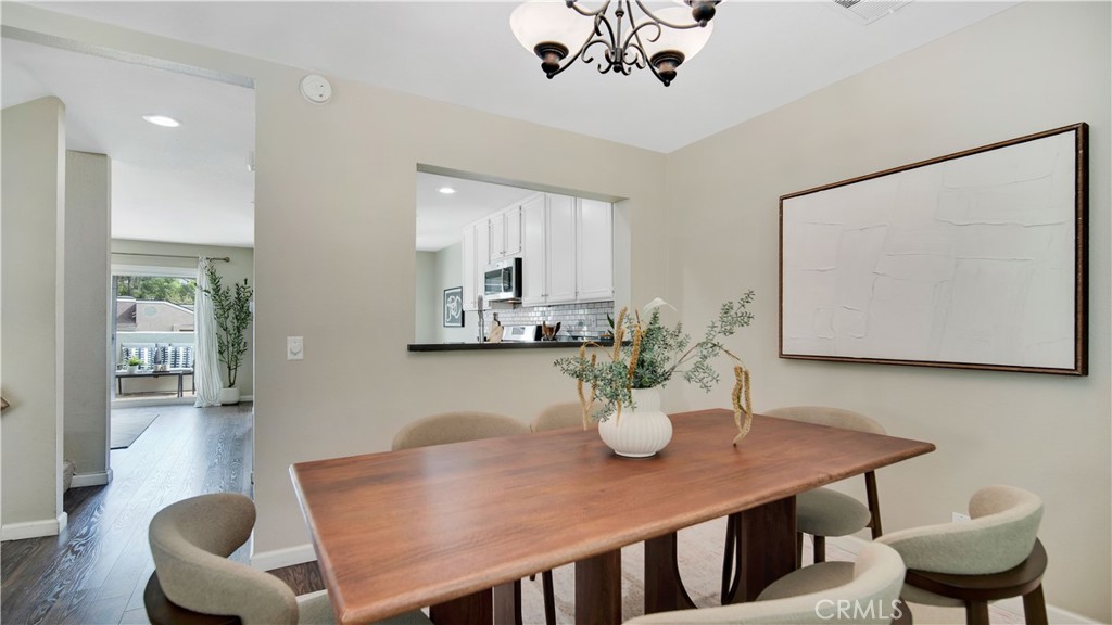 158 N Singingwood 2