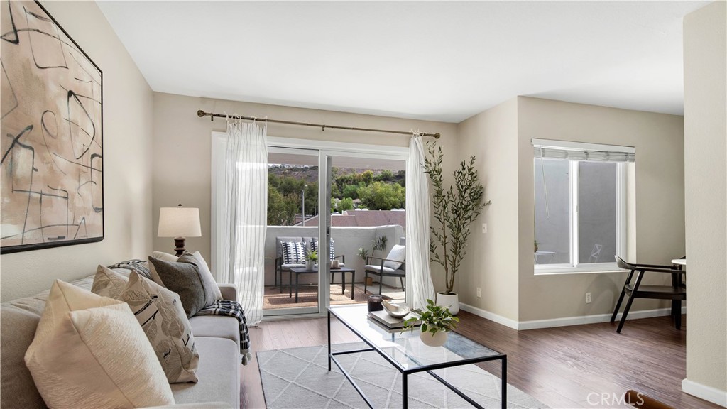 158 N Singingwood 2