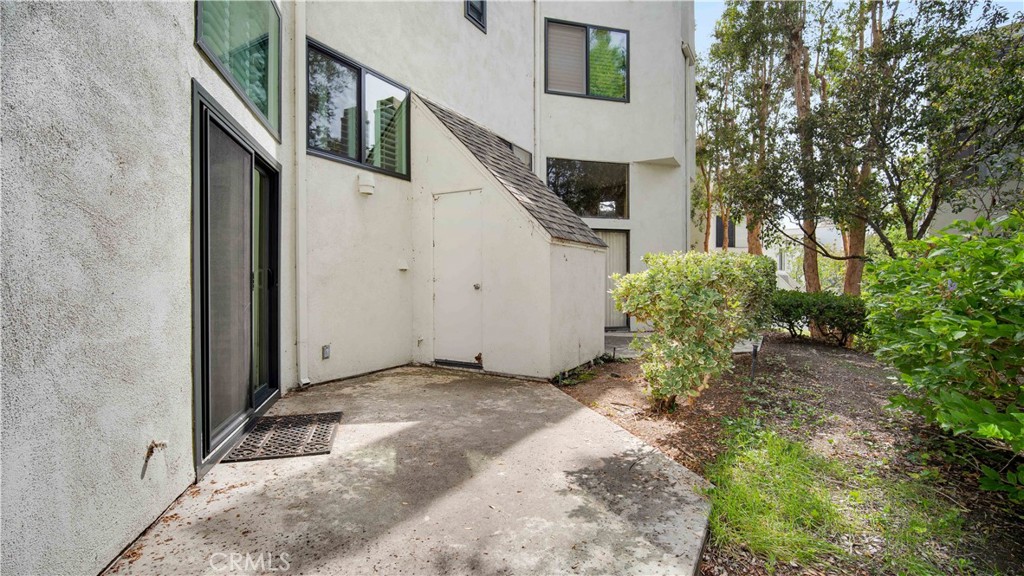 158 N Singingwood 2