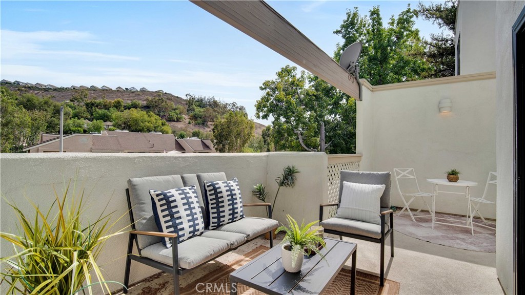 158 N Singingwood 2