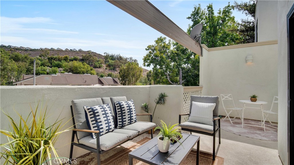 158 N Singingwood 2