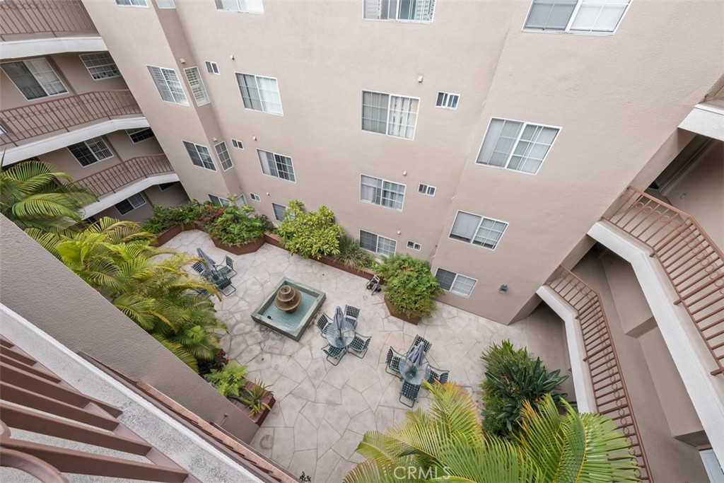 801 Pine Avenue 401