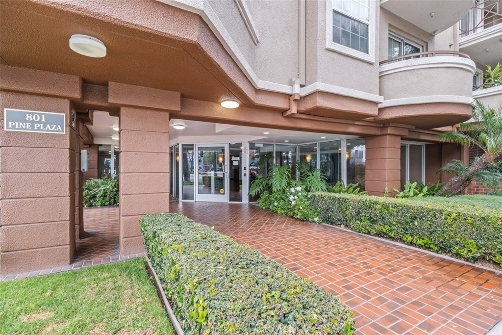 801 Pine Avenue 401