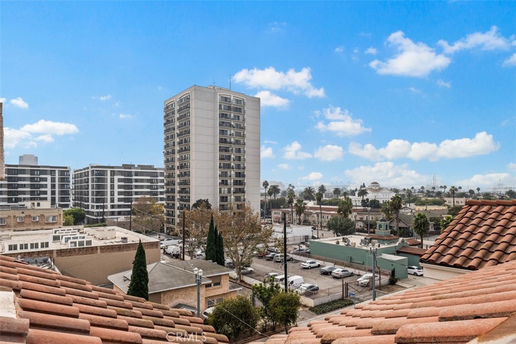 801 Pine Avenue 401