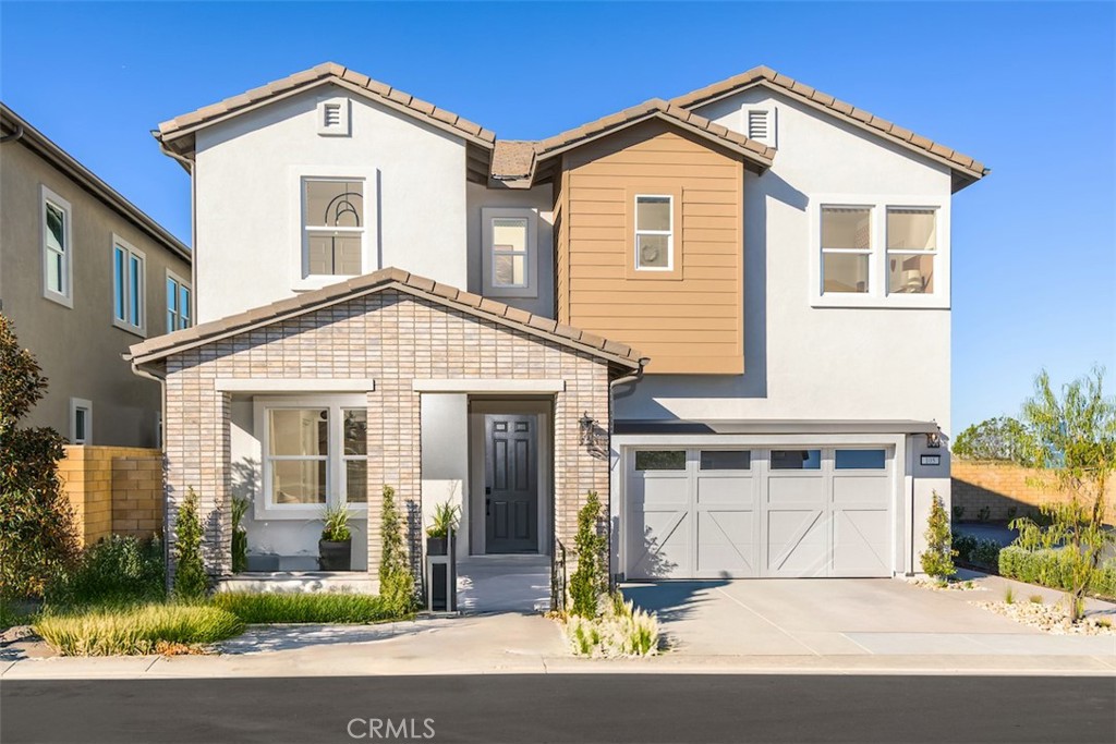 212 Briar Moon