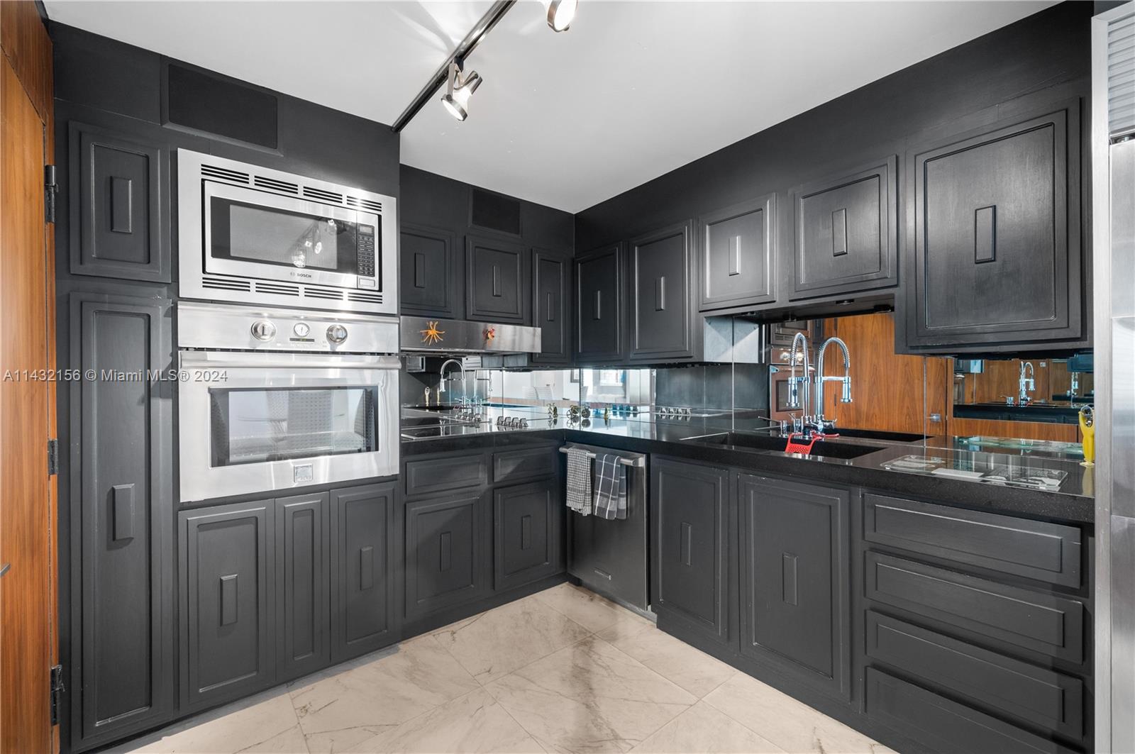 11 Island Ave # 1006