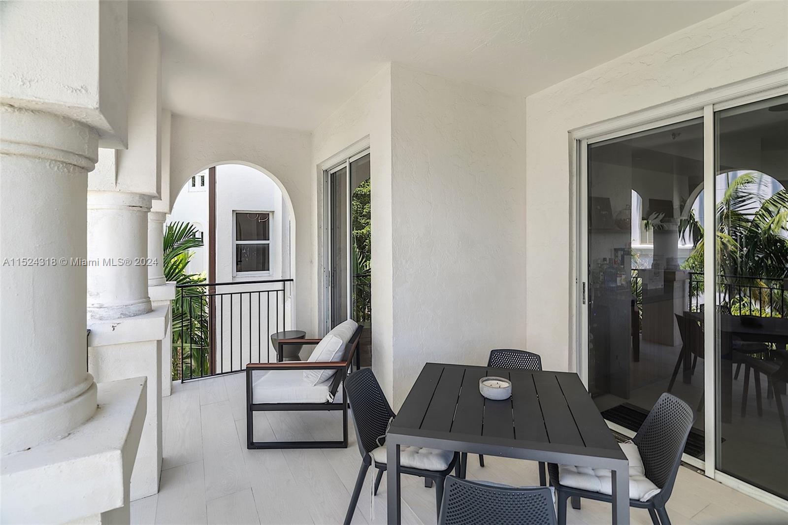 3900 Island Blvd Unit: B406