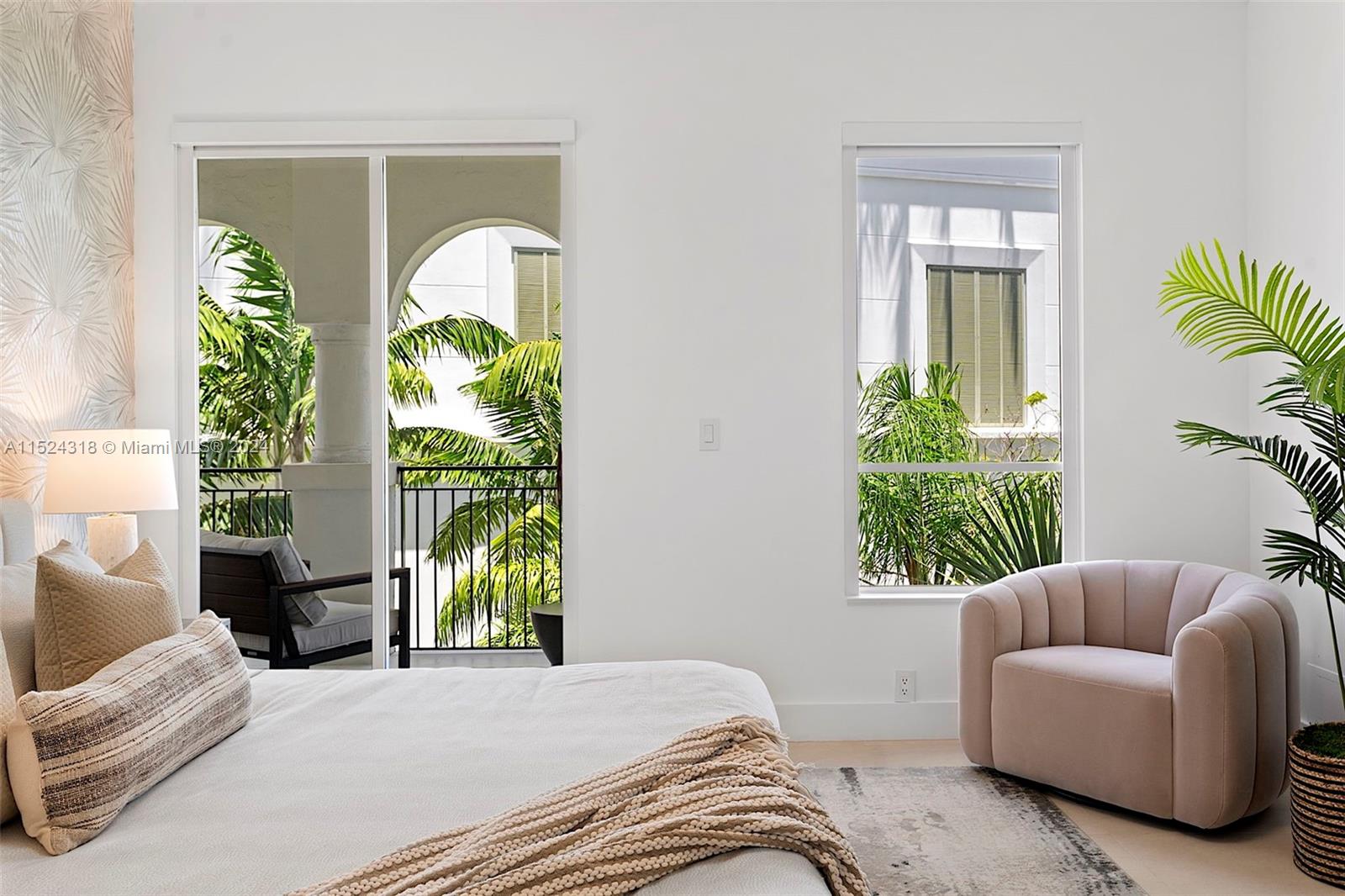 3900 Island Blvd Unit: B406