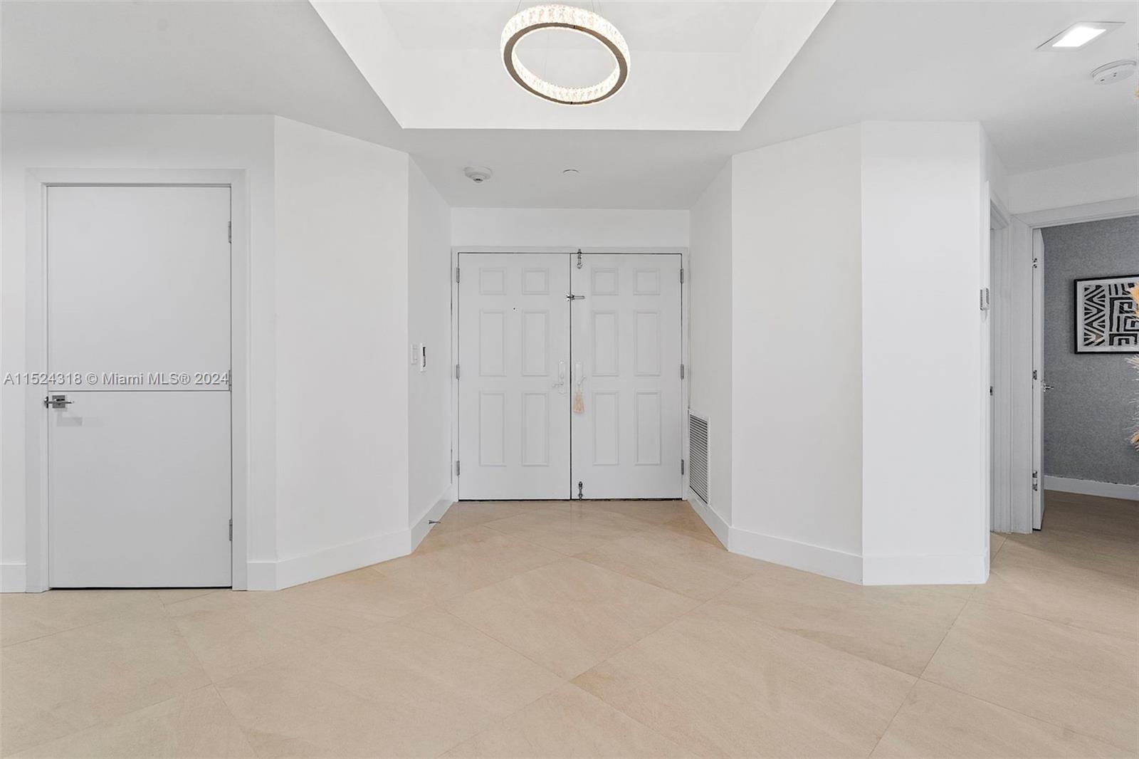3900 Island Blvd Unit: B406