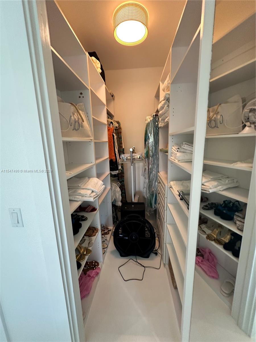300 Greenwood Dr