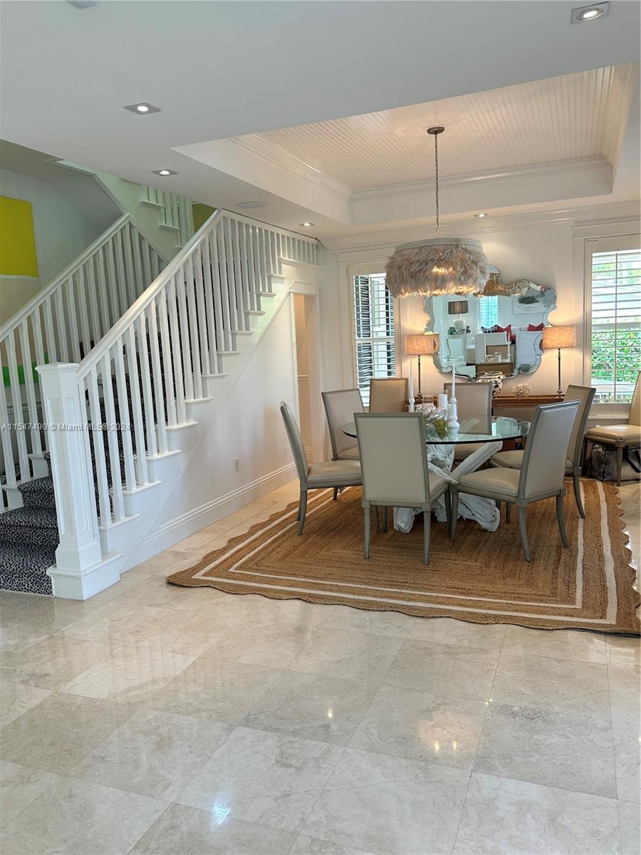 300 Greenwood Dr
