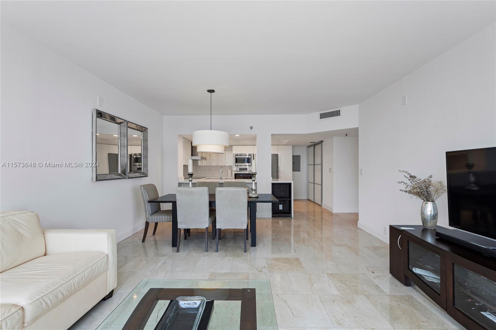 520 Brickell Key Dr # A1003
