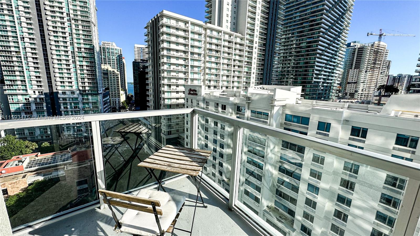 79 SW 12th St Unit: 1906-S