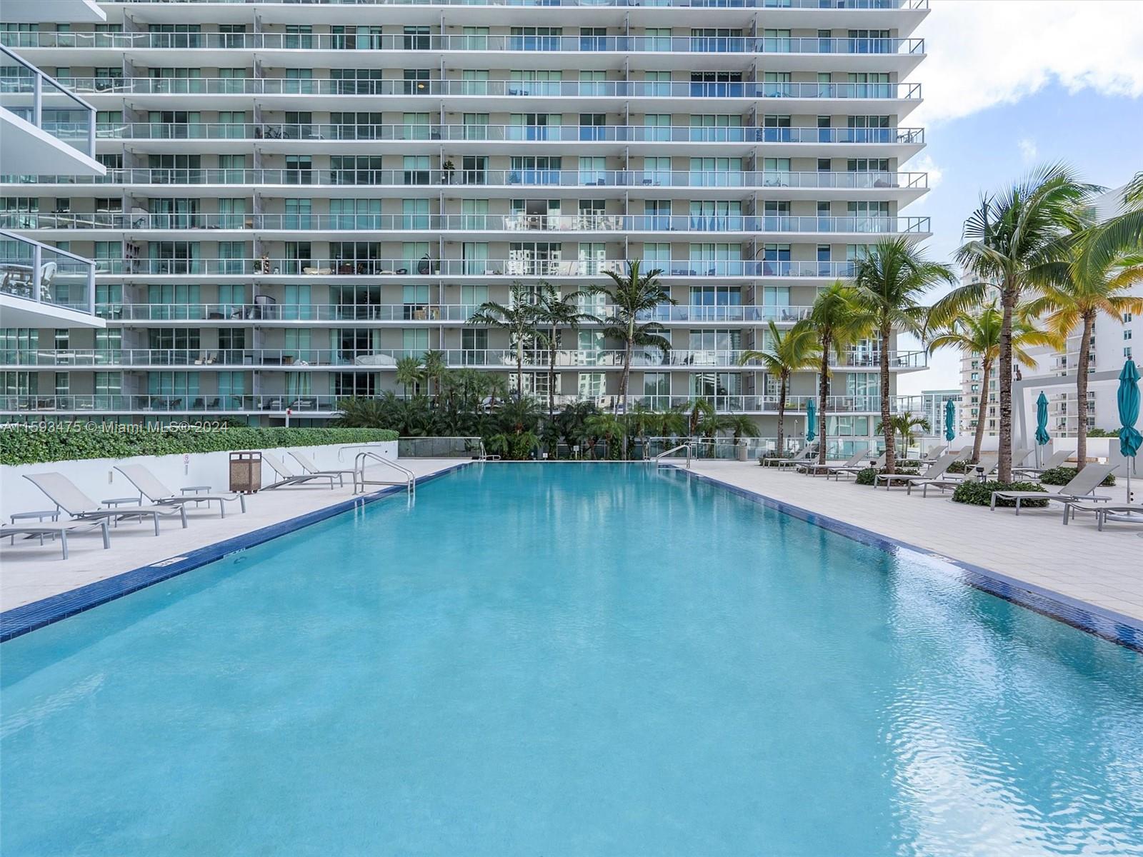 79 SW 12th St Unit: 1906-S