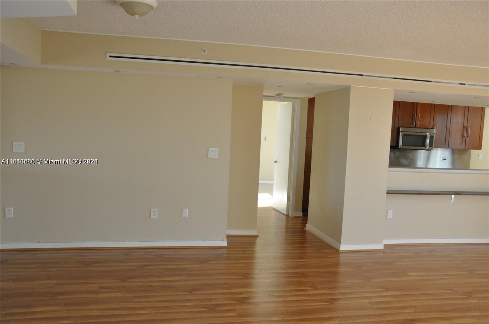 9 Island Ave # 606